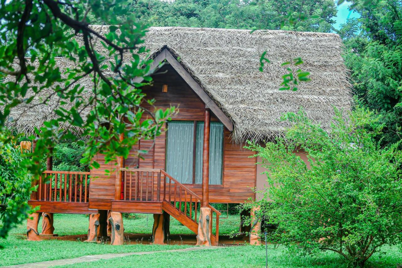 Sigiriya Water Cottage Экстерьер фото